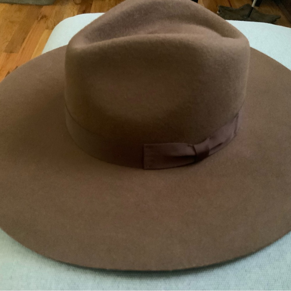 Hat - Picture 4 of 5